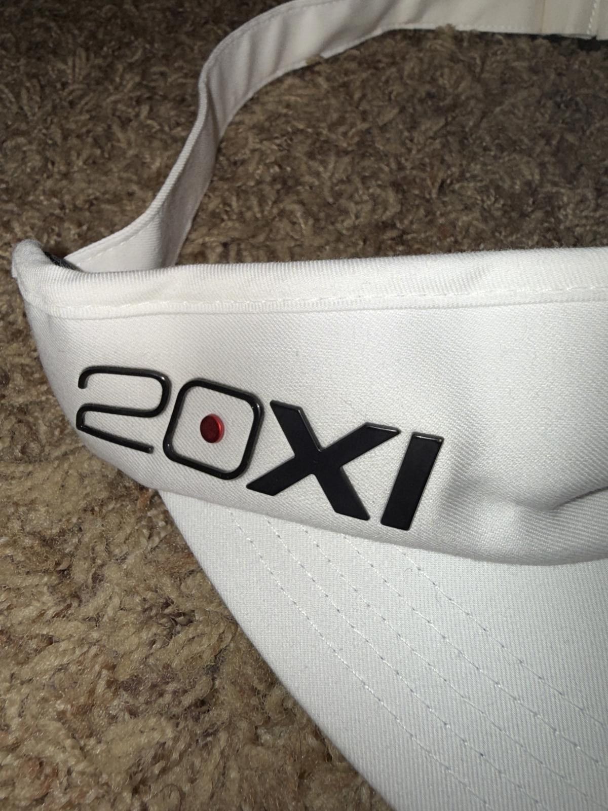 Nike Nike Golf Hat Cap Strap White Black VRS 20XI Adjustable Visor Sample Size ONE SIZE - 4 Thumbnail