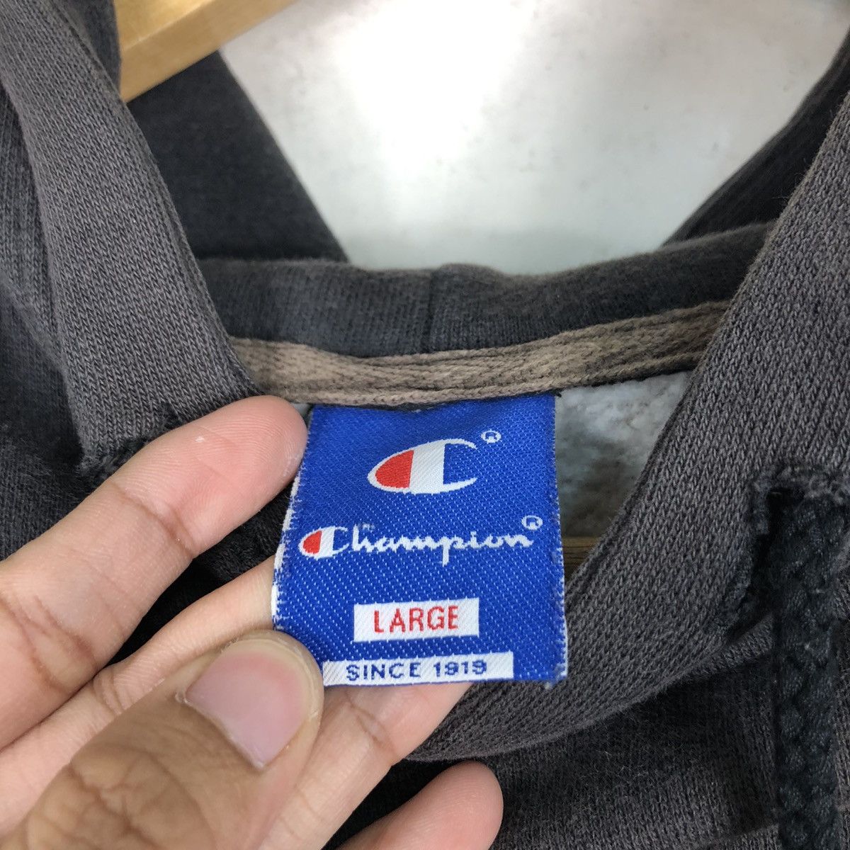 Champion × Vintage Vintage Champion Big Logo Spell Out NFL NBA Style Large Size US L / EU 52-54 / 3 - 16 Thumbnail