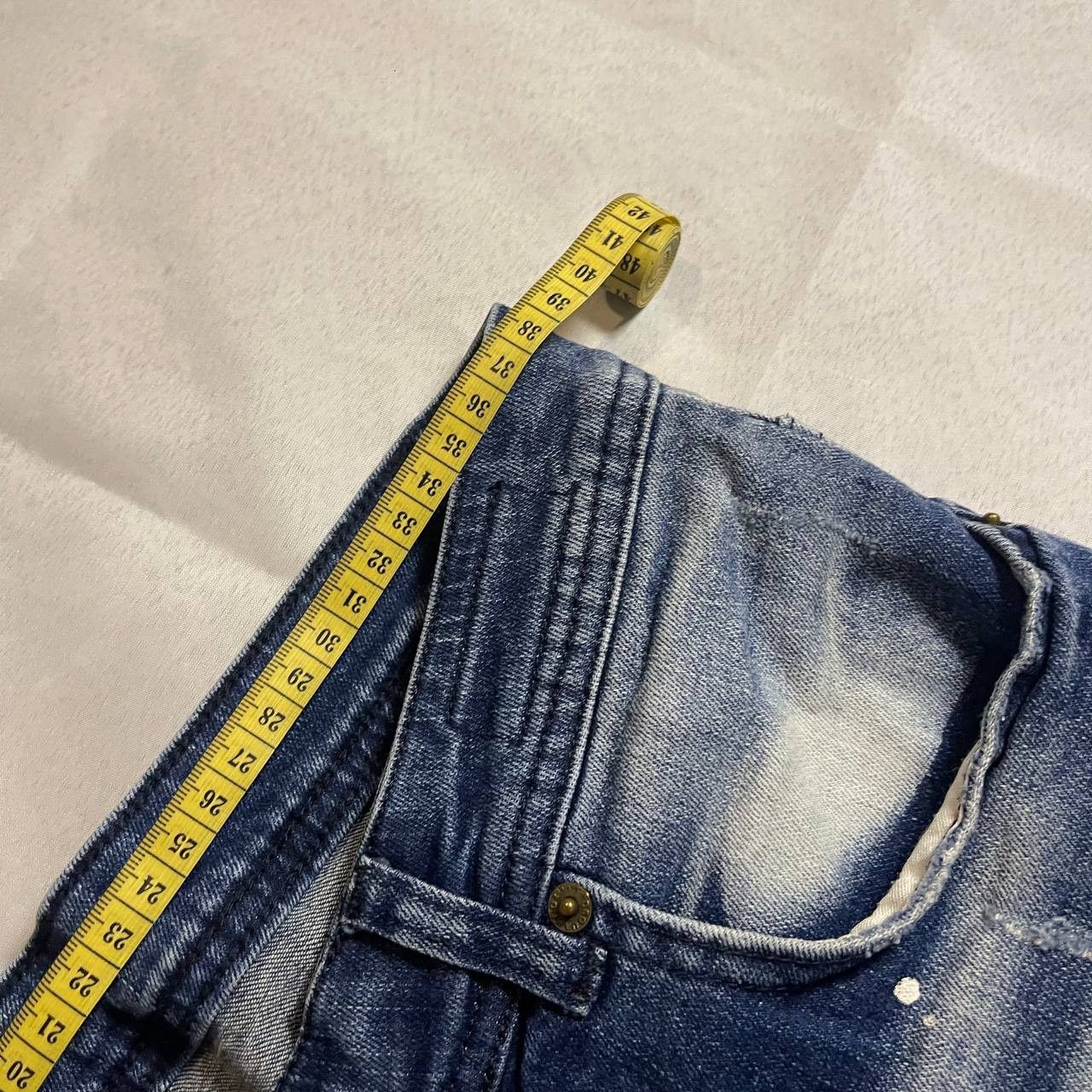 Dsquared2 Dsquared 2 Denim Shorts with Scuffs and Paint Size US 30 / EU 46 - 7 Thumbnail