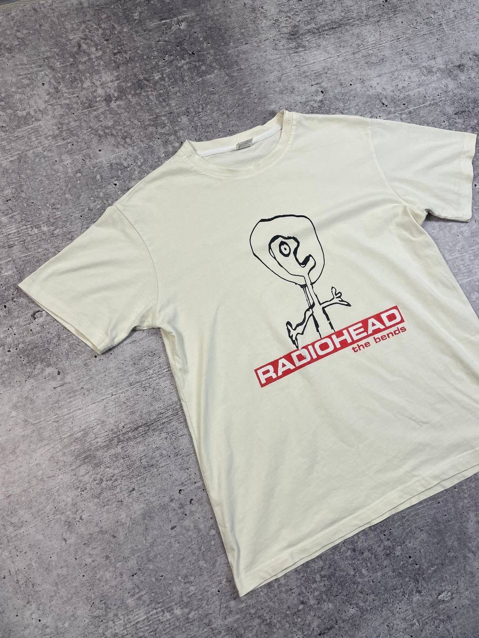 Band Tees Vintage Radiohead The Bends Band Tour Tee T-Shirt Y2K Size US L / EU 52-54 / 3 - 2 Thumbnail