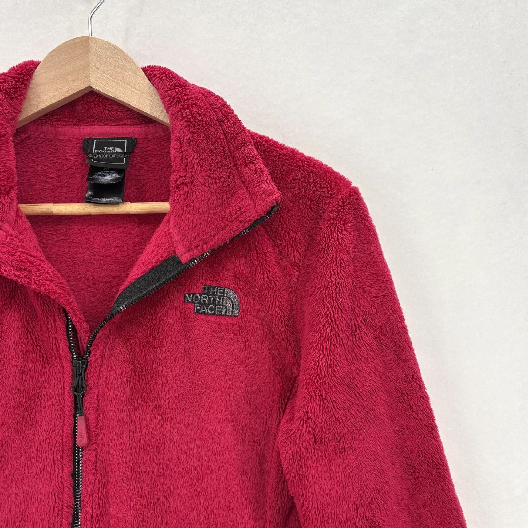 The North Face The North Face Osito 2 Fleece Jacket Womens Small Red Full Zip Cozy Warm Soft Jacket Women's S Red Full Zip Pockets Short Sleeve? Size S / US 4 / IT 40 - 2 Thumbnail