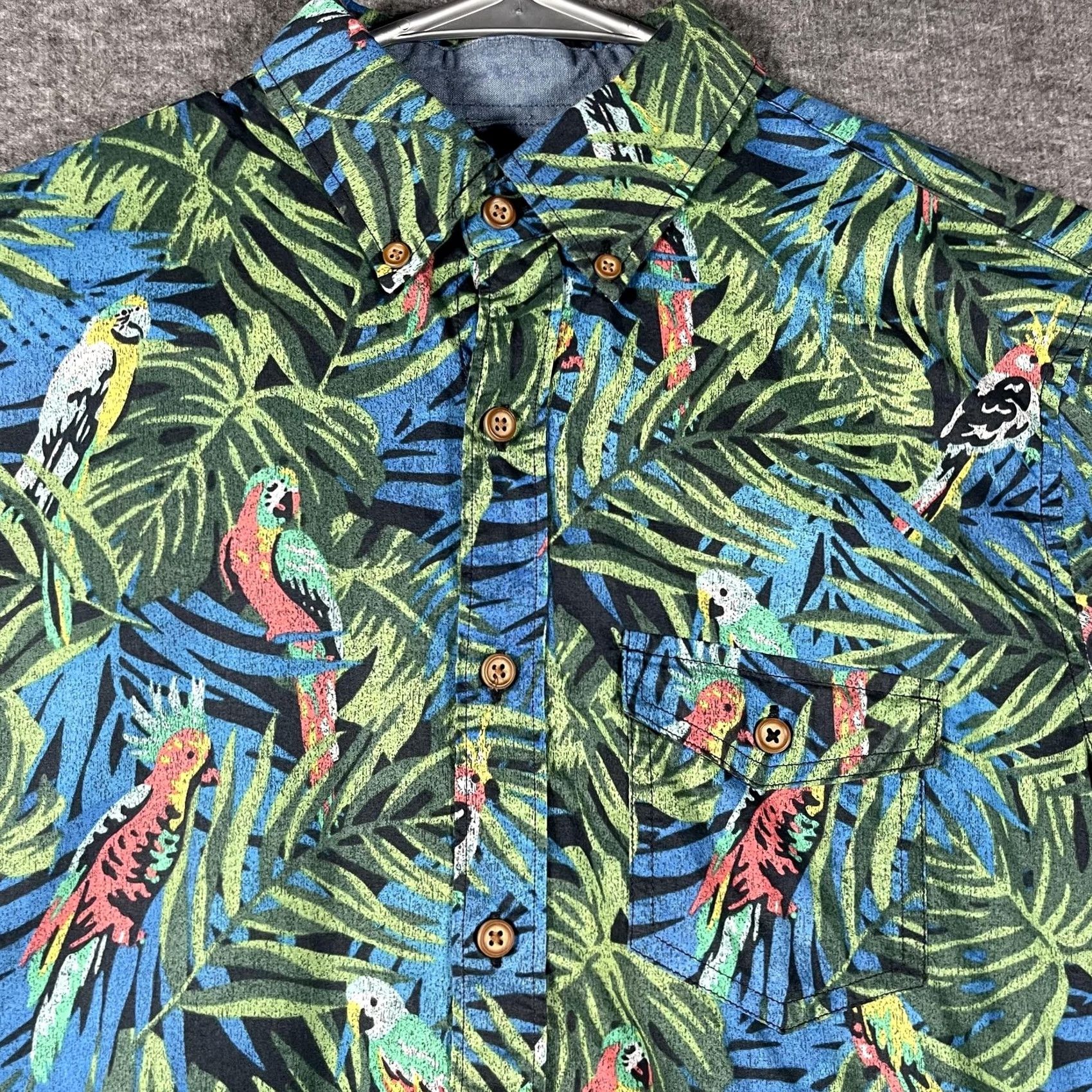 American Eagle Outfitters American Eagle Outfitters Shirt XS Green Hawaiian Parrot Button Down Mens Size US XS / EU 42 / 0 - 2 Thumbnail