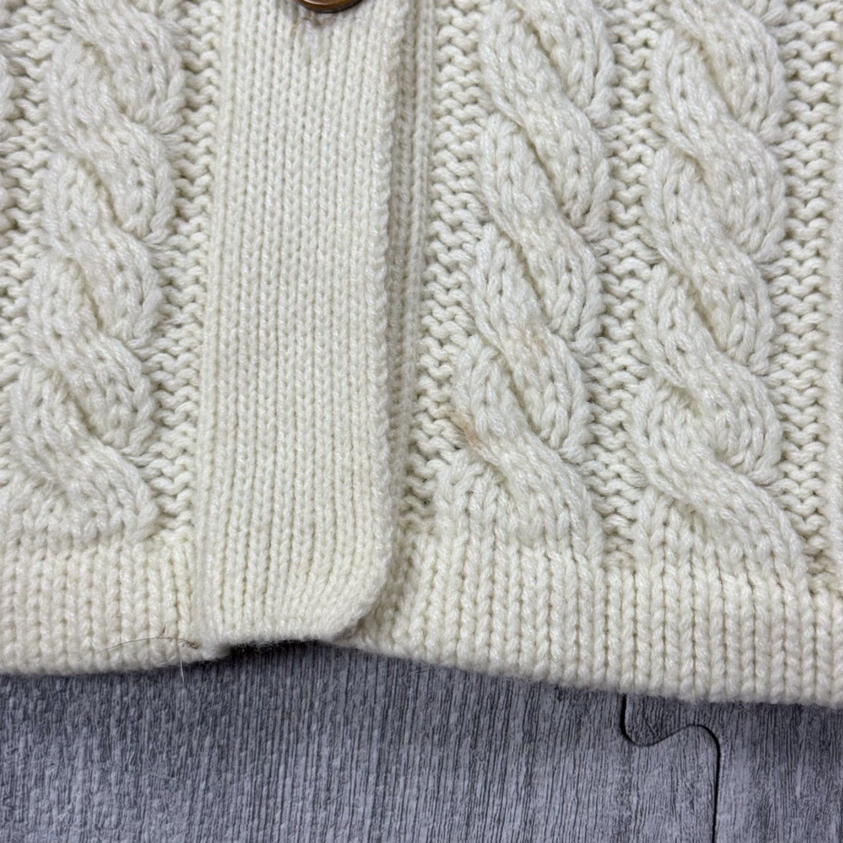Vintage VINTAGE Kimlon Cable Knit Cardigan Sweater Dress Womens Small Ivory Button Front Pocket Preppy Hippy 50s 60s Size S / US 4 / IT 40 - 5 Thumbnail