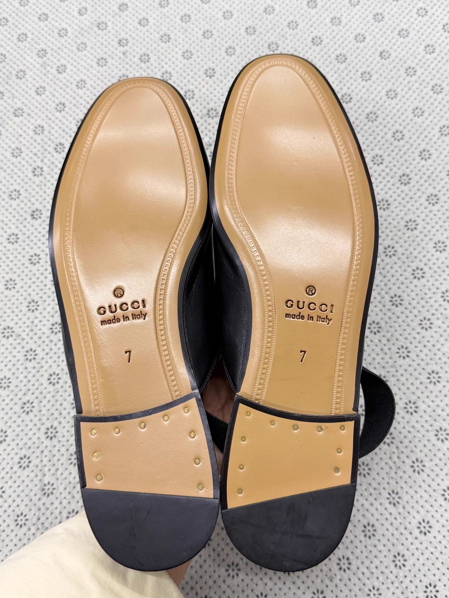 Gucci Gucci Black Gold Horsebit Mule Slides US 7 Size US 7 / EU 40 - 5 Thumbnail