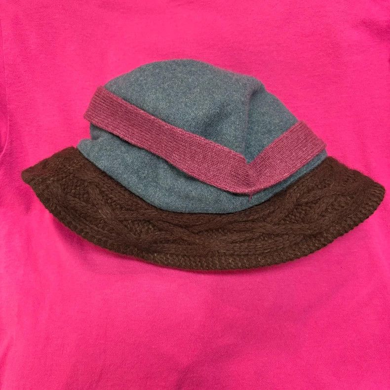 Vivienne Westwood Vivienne Westwood Pink woolen yarn woven Saturn hat Size ONE SIZE - 2 Thumbnail