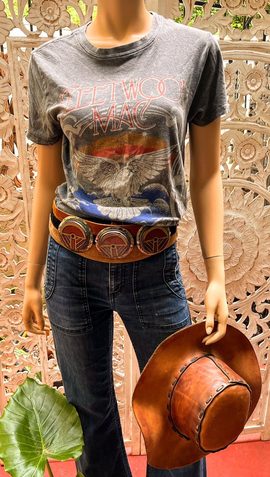 Vintage Vintage 70s artisan wide leather belt with medallion detail Size ONE SIZE - 2 Thumbnail