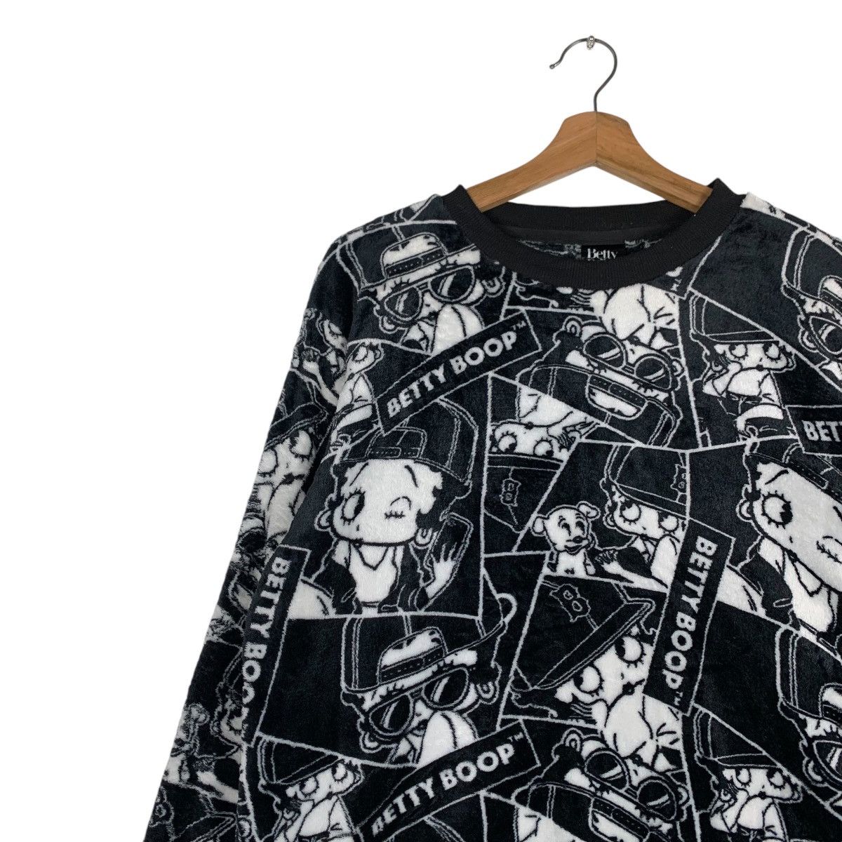 Cartoon Network BETTY BOOP Overprint Fleece Sweatshirt #1387-C63 Size US L / EU 52-54 / 3 - 6 Thumbnail