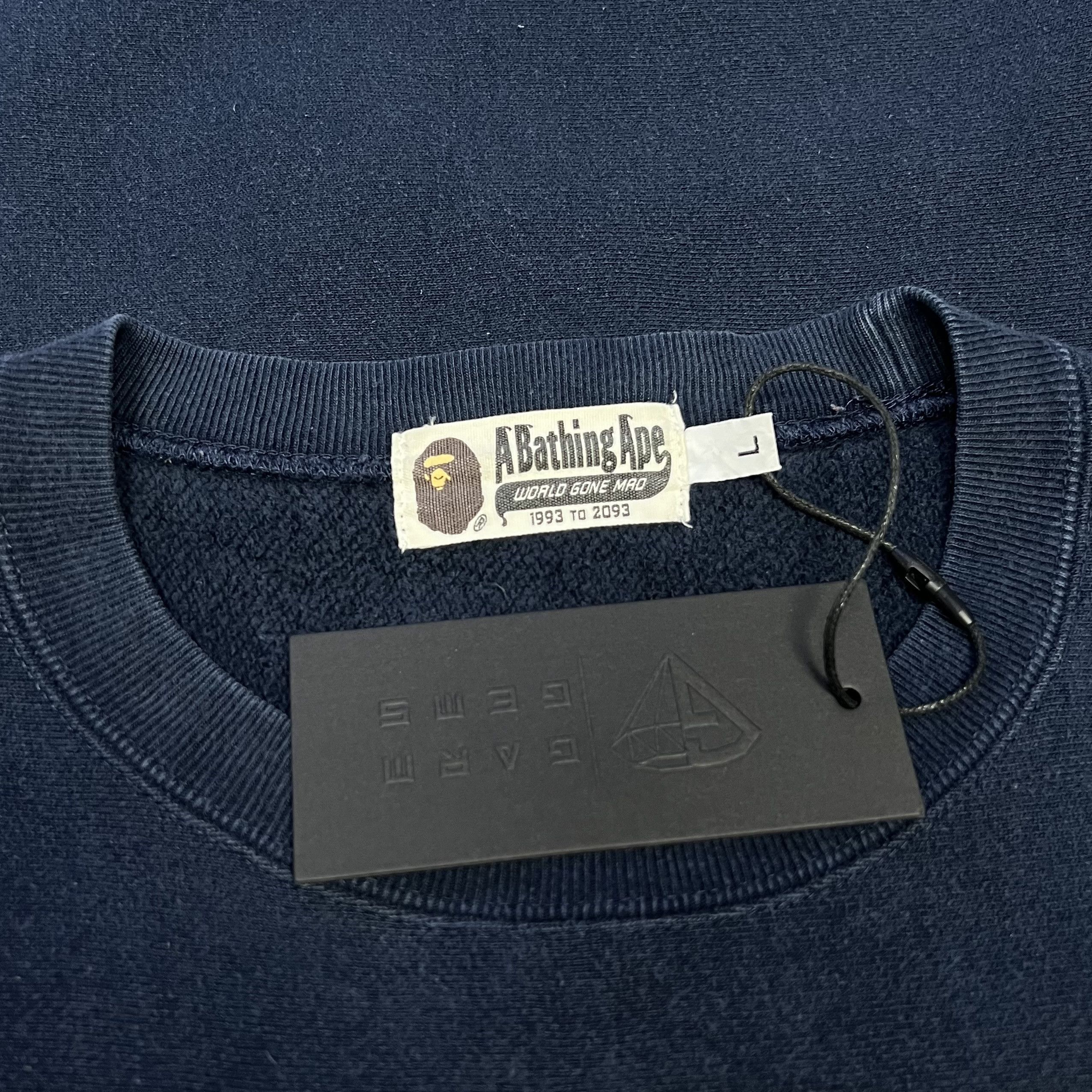 Bape A Bathing Ape Very Ape Busy Works Sweatshirt Size US L / EU 52-54 / 3 - 5 Thumbnail