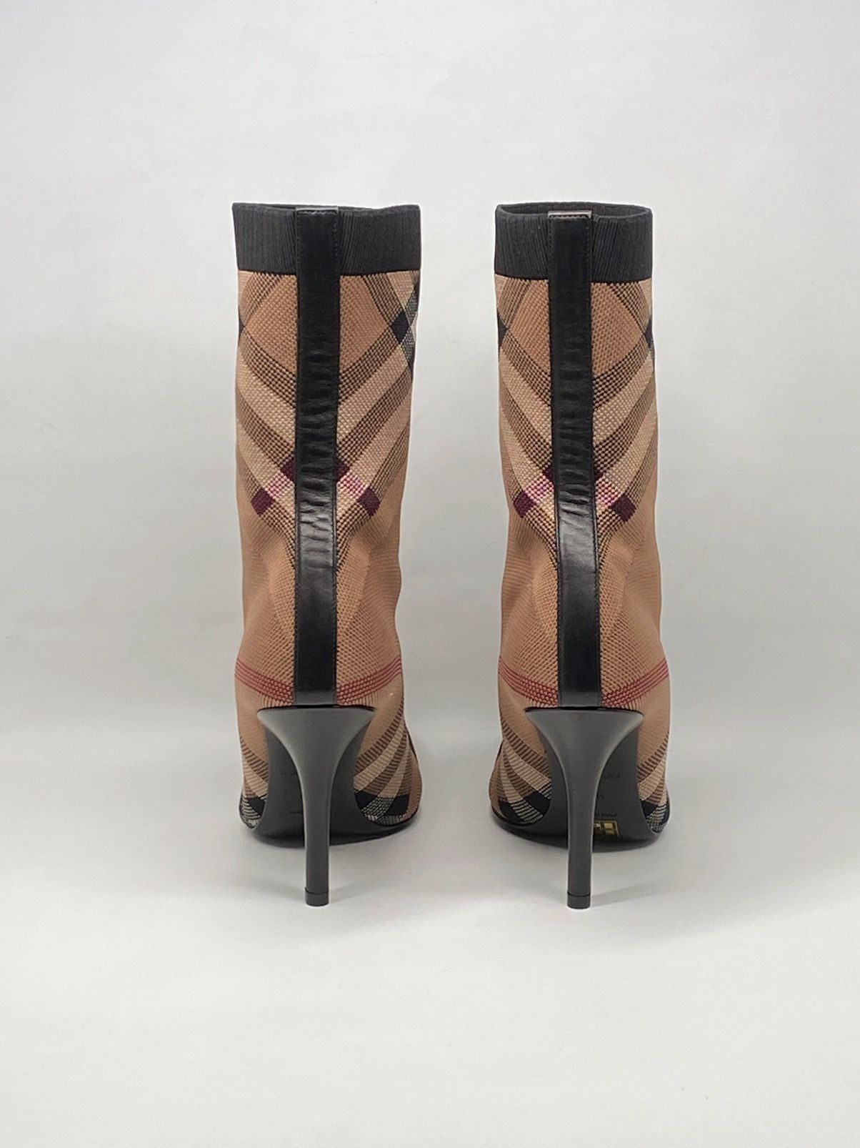Burberry Burberry Square Toe Check Print Heel Booties size 37.5 Size US 7.5 / IT 37.5 - 9 Thumbnail