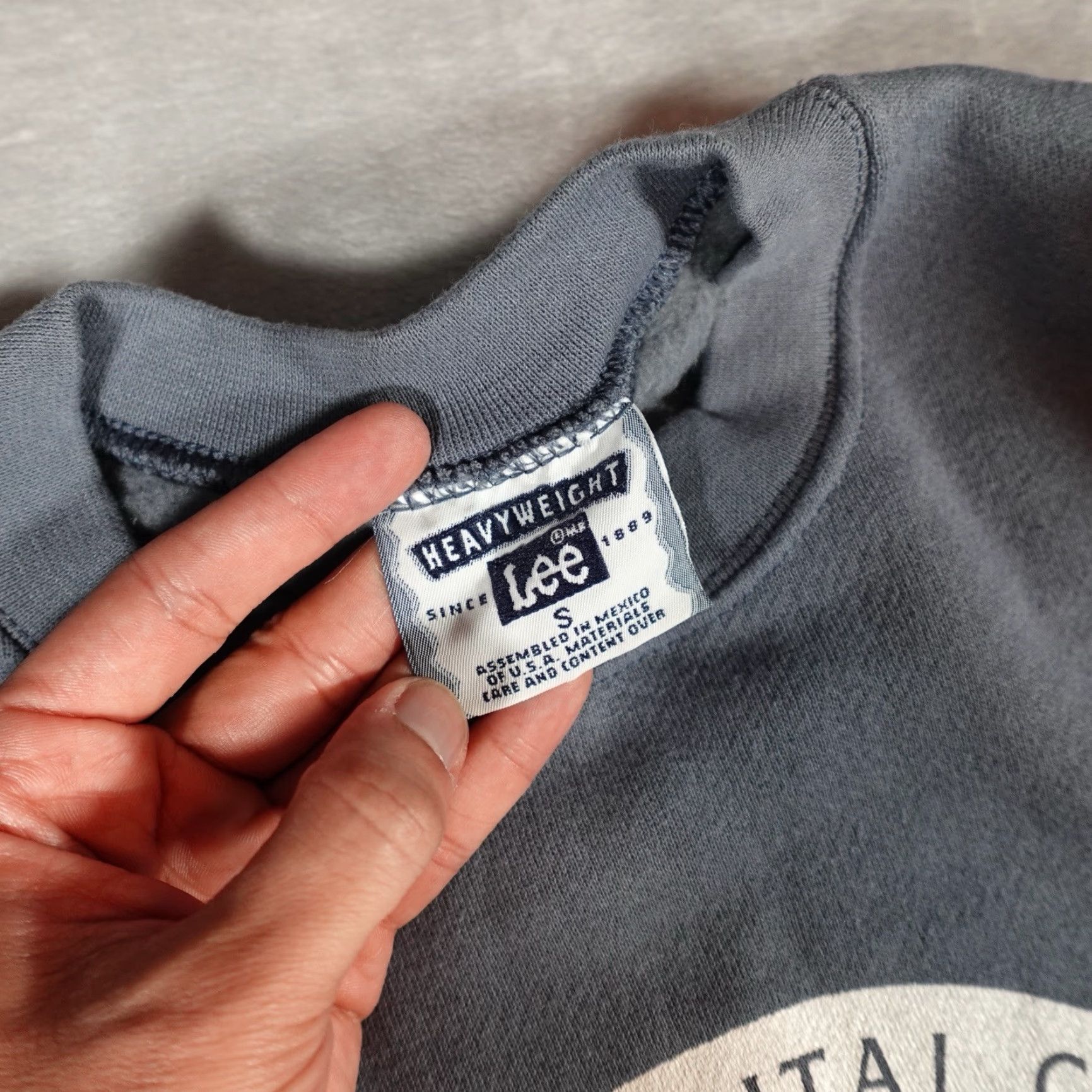 Vintage Vintage Helen Hayes Hospital Centennial Sweatshirt Men's Small Blue Fleece Graphic Print Retro Y2K Size US S / EU 44-46 / 1 - 3 Thumbnail