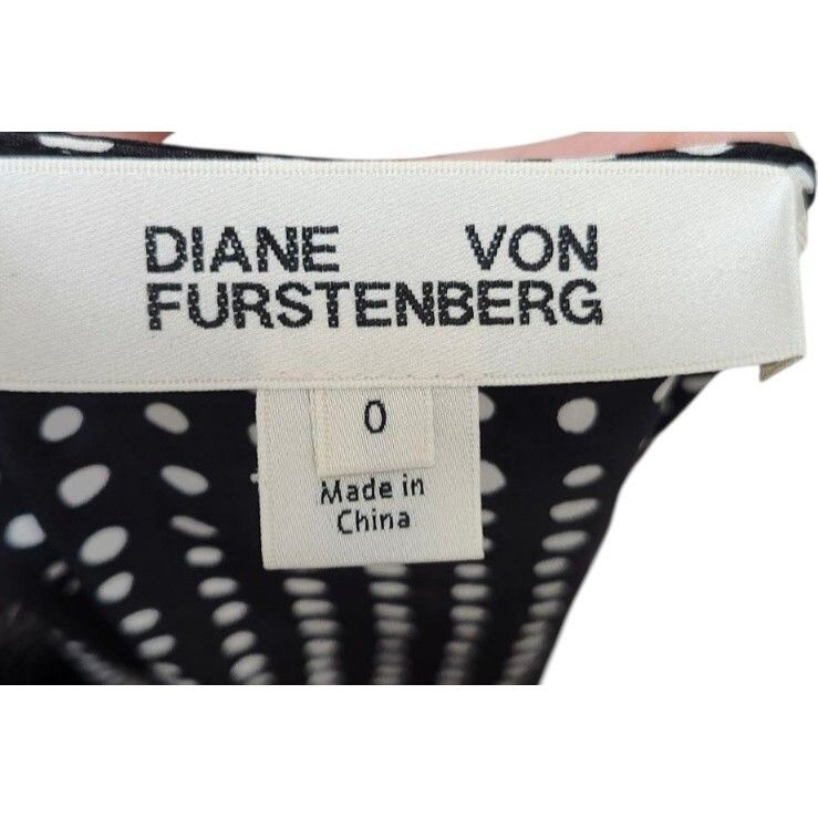 Diane von Furstenberg Diane von furstenberg polka dot silk wrap dress Size 0 Size XS / US 0-2 / IT 36-38 - 6 Thumbnail