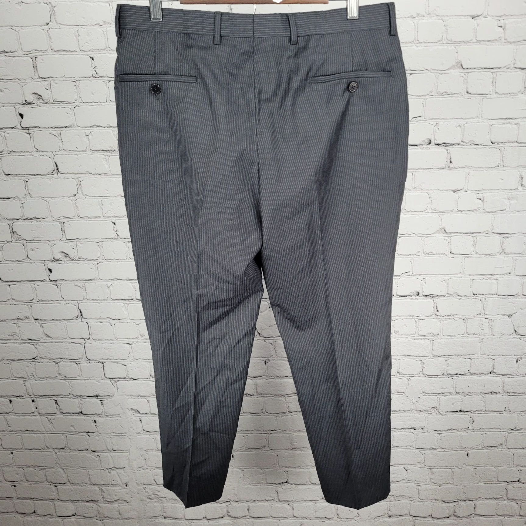 Jos. A. Bank VINTAGE Jos A Bank Charcoal 100% Wool Pinstriped Flat Front Dress Pants 34x28.5 Size US 34 / EU 50 - 2 Thumbnail