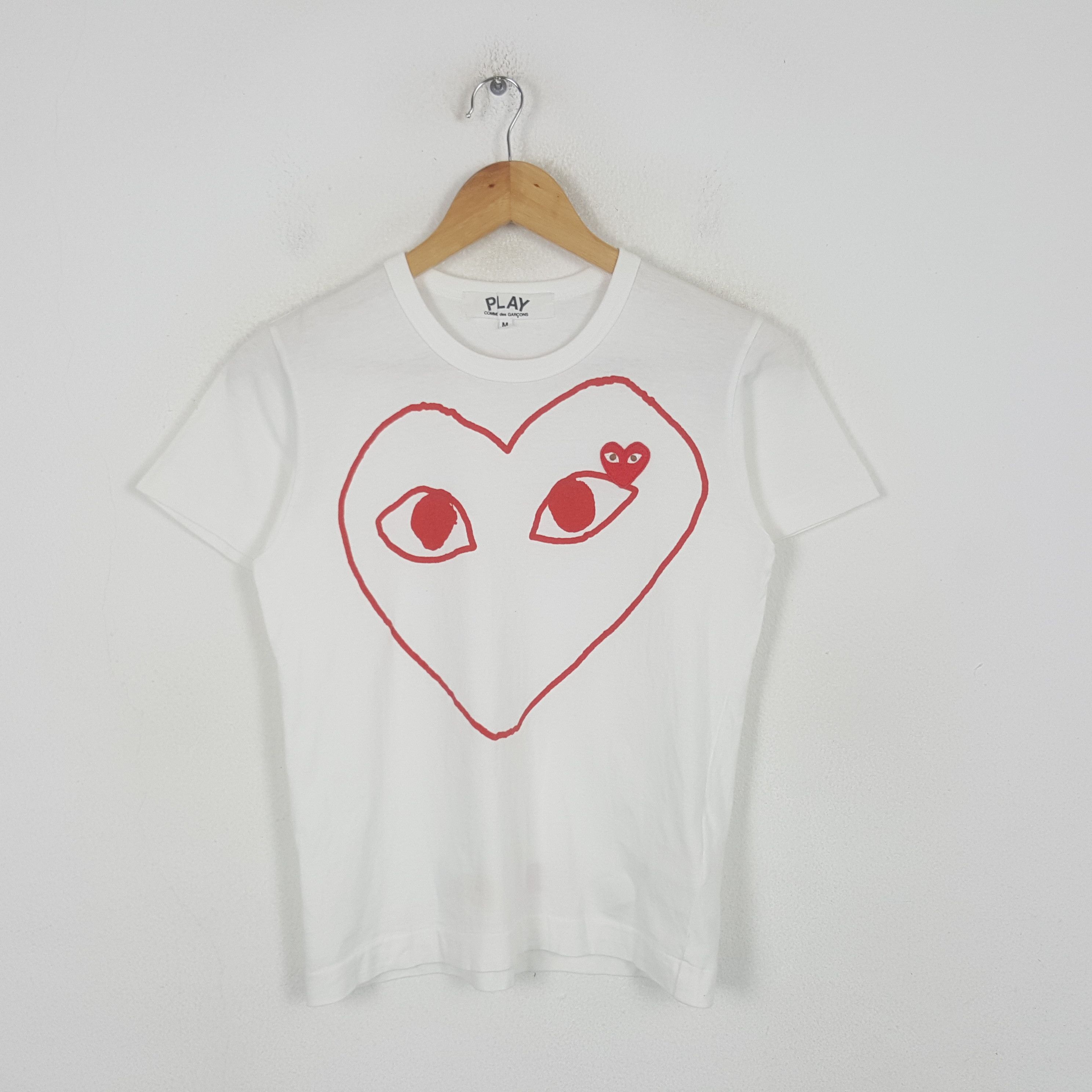 Comme des Garcons PLAY Vintage Comme des Garcons Play Designer Tshirt RR30 Size US S / EU 44-46 / 1 - 1 Thumbnail