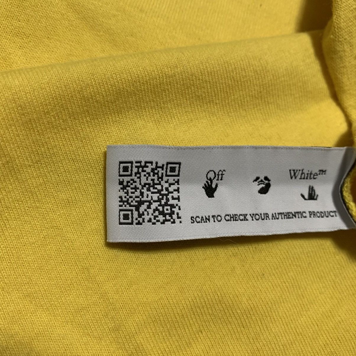 Off-White Off White Small Graffiti Arrows Yellow Tee Virgil Abloh Size US S / EU 44-46 / 1 - 11 Thumbnail