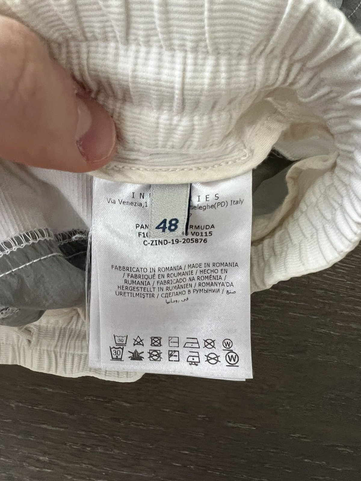 Moncler MONCLER Two-Tone Shorts White Grey Size 48 swim bathing suit Size US 32 / EU 48 - 6 Thumbnail