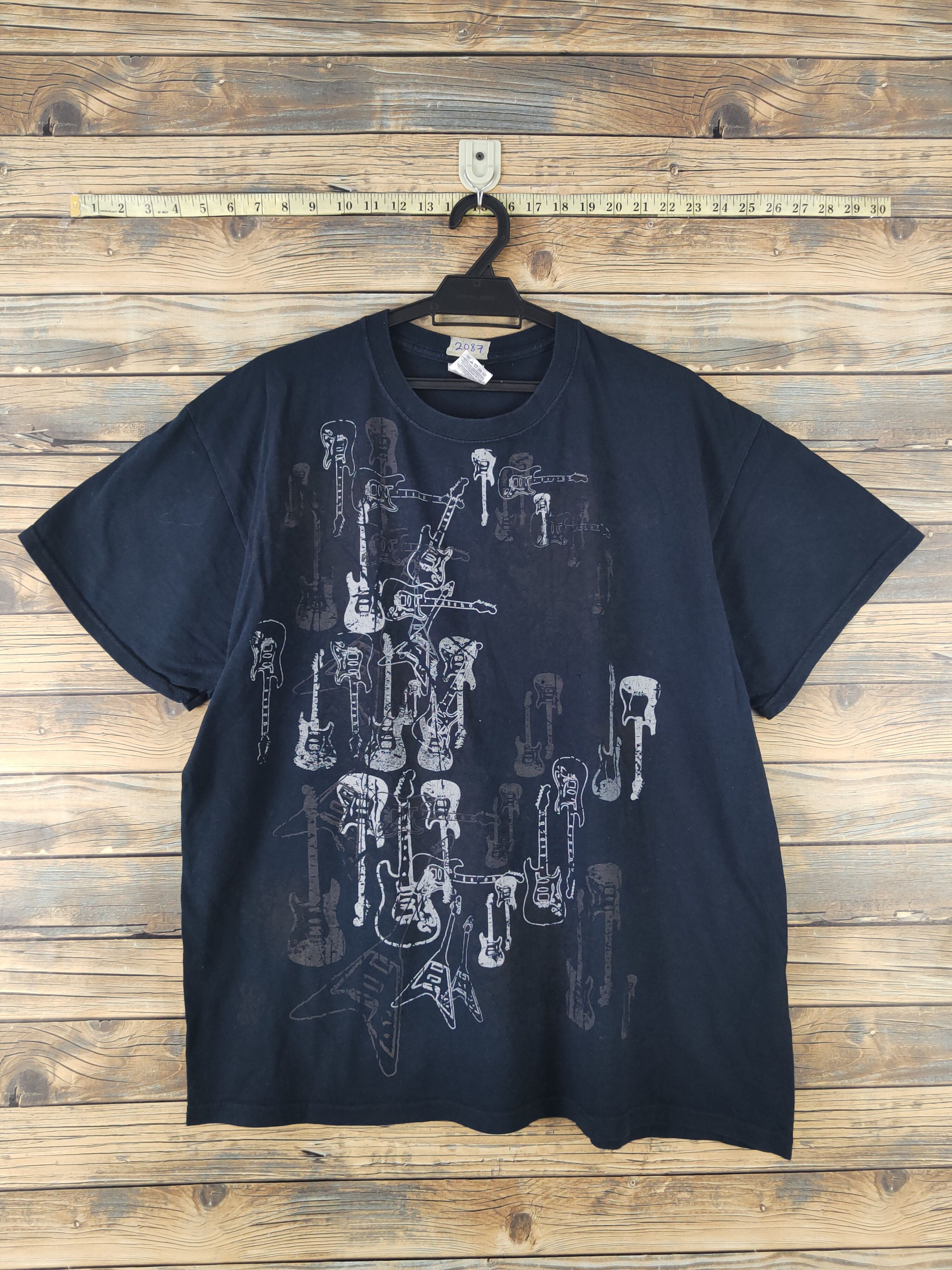 Japanese Brand DL Guitar Navy Short Sleeve T-shirt #2087 Size US XL / EU 56 / 4 - 1 Thumbnail