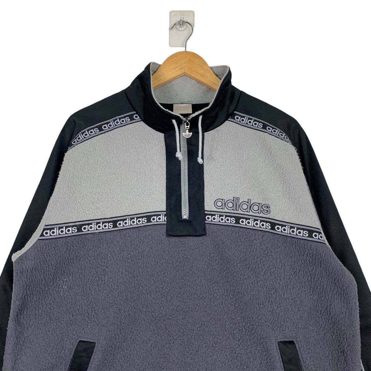 Adidas ADIDAS Trefoil Embroidery Big Logo Fleece Jumper #0935-C42 Size US M / EU 48-50 / 2 - 2 Thumbnail
