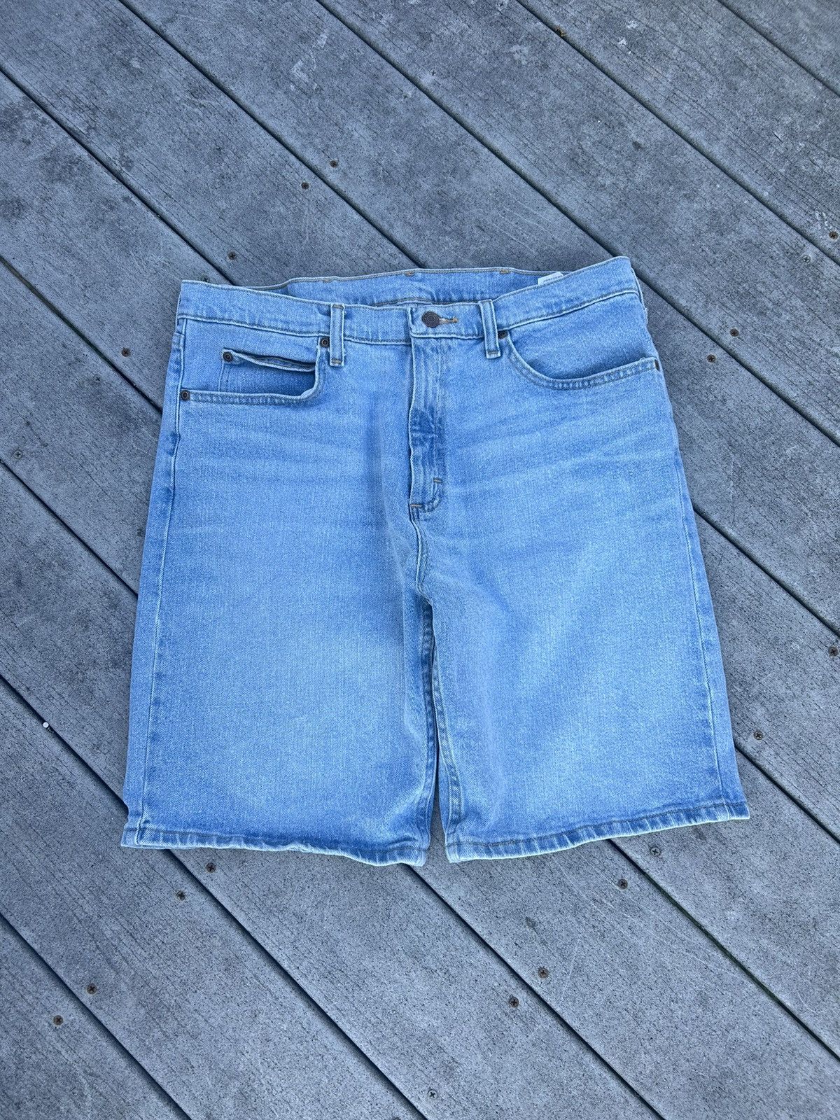 Vintage × Wrangler Vintage wrangler jean shorts Size US 34 / EU 50 - 1 Thumbnail