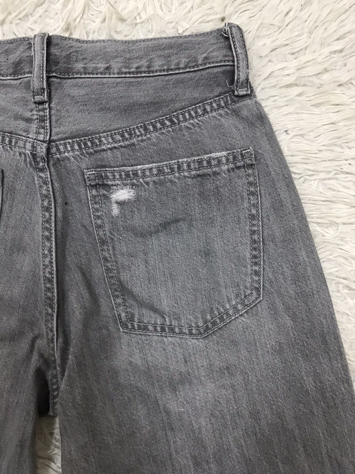 Uniqlo Uniqlo Distressed Slim Tapered Fit Jeans Size 24" / US 00 / IT 34 - 12 Thumbnail