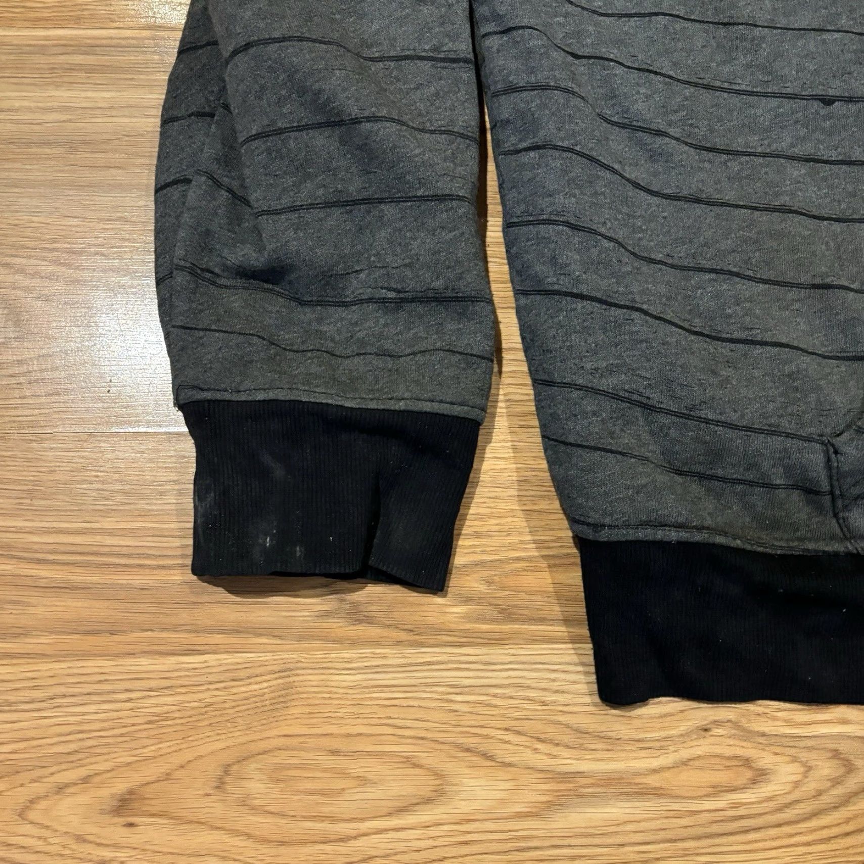 Vintage VINTAGE No Boundaries AOP Cross Hoodie Y2K Sherpa Mall Goth Grunge Affliction Size XL Gray Mens Regular Full Zip Hooded Logo Print""" Size US XL / EU 56 / 4 - 6 Thumbnail