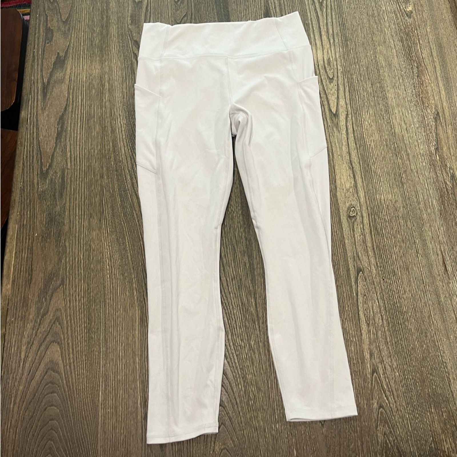 Fabletics Fabletics Pure Luxe Leggings High Waist 7/8 Cropped Yoga Size 30" / US 8 / IT 44 - 1 Thumbnail