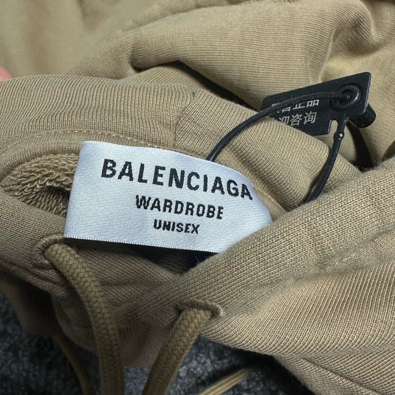 Balenciaga Balenciaga Double b embroidered LOGO hoodie in wheat color Size US M / EU 48-50 / 2 - 3 Thumbnail