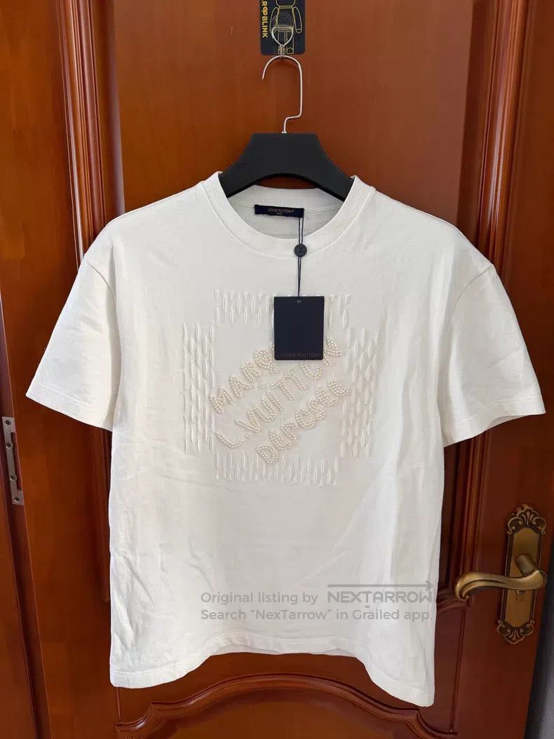 Louis Vuitton Louis Vuitton Co-branded Pearl Beaded Short Sleeve T-Shirt Size US M / EU 48-50 / 2 - 1 Thumbnail