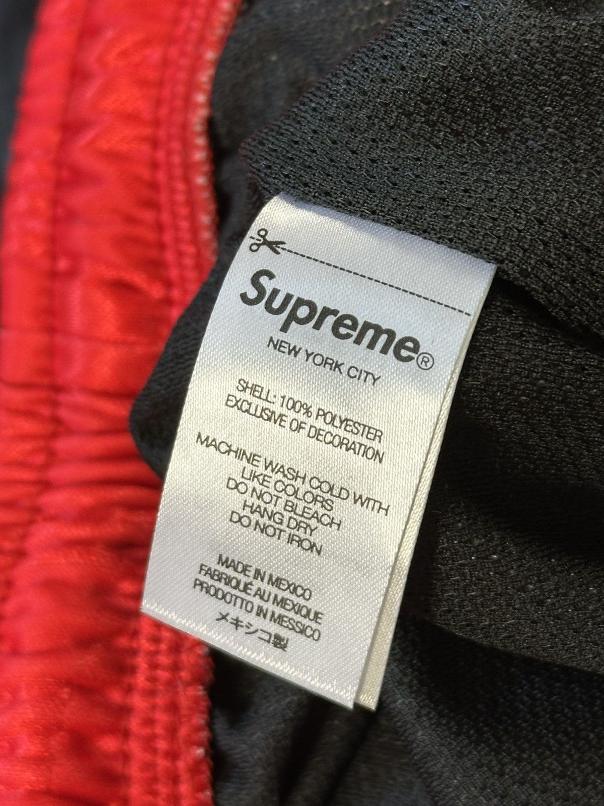 Supreme Supreme Split Soccer Short Black Size US 34 / EU 50 - 4 Thumbnail