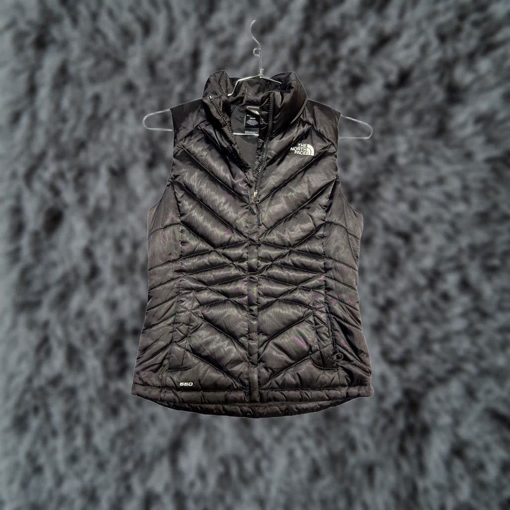 The North Face The North Face 550 Puffer Vest Jacket Womens XS Black Goose Down Outdoor Size XS / US 0-2 / IT 36-38 - 1 Thumbnail