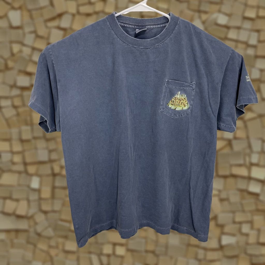 Vintage VINTAGE Giant Drop Six Flags Park T Shirt Ride Made In USA Pocket XXL Blue Mens Shirts 1980s Graphic Print Cotton Short Sleeve Crew Neck Regular Fit Size US XXL / EU 58 / 5 - 1 Thumbnail