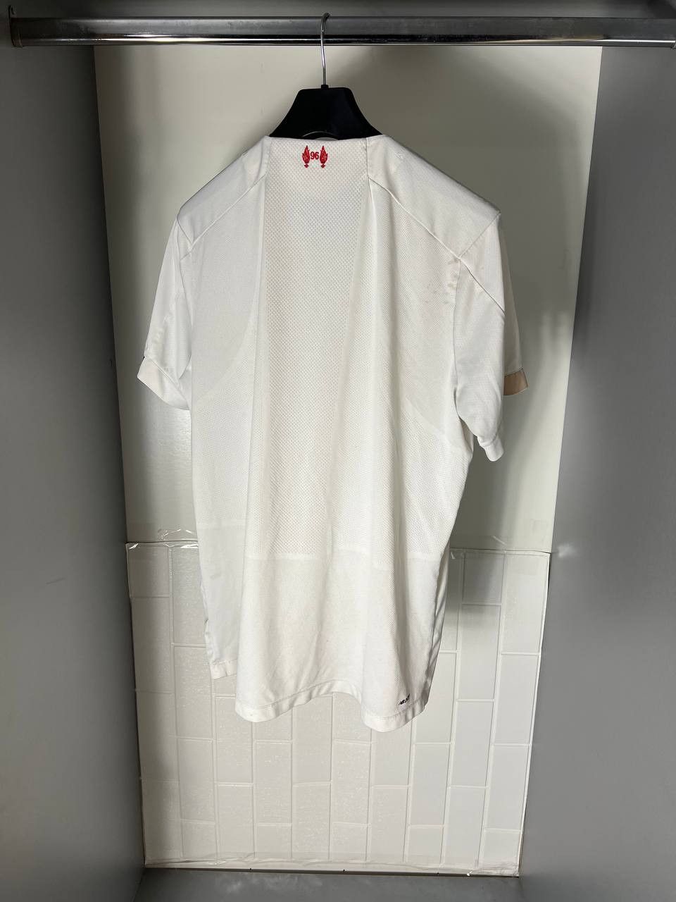 New Balance VINTAGE NEW BALANCE FC LIVERPOOL ENGLAND SOCCER JERSEY RETRO Size US XL / EU 56 / 4 - 11 Thumbnail