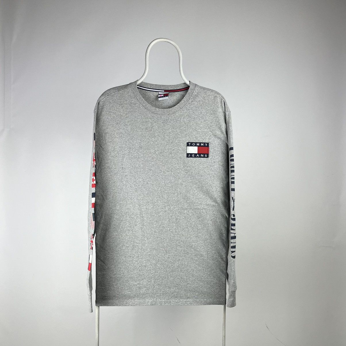 Tommy Hilfiger Tommy jeans long sleeve worldwide size XLarge Size US XL / EU 56 / 4 - 1 Thumbnail