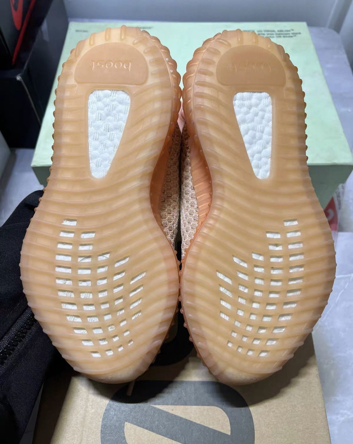 Yeezy Yeezy 350 America Exclusive J42 Size US 5.5 / IT 35.5 - 5 Thumbnail