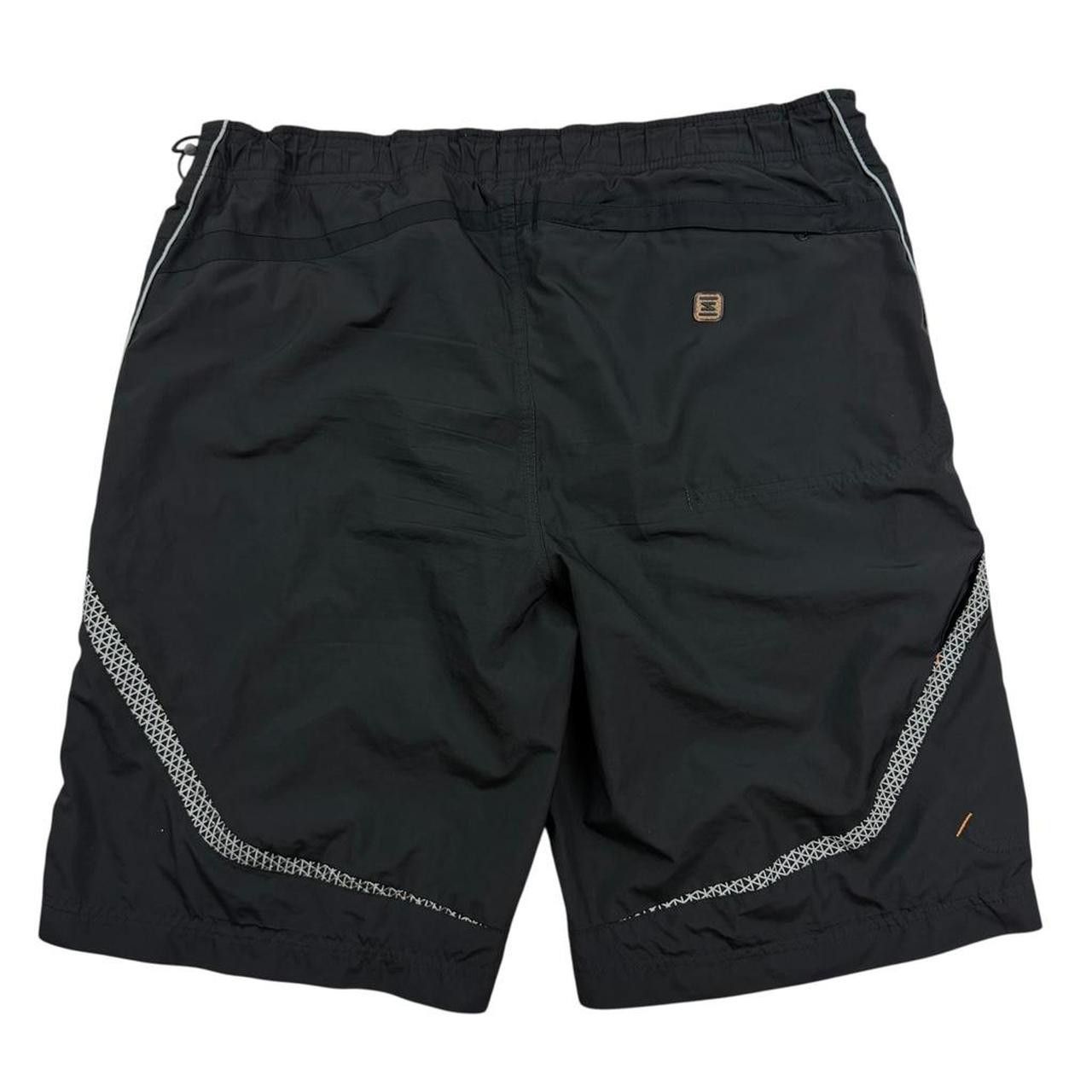Nike Vintage Nike Shox Shorts - Fits Medium Size US 34 / EU 50 - 2 Thumbnail