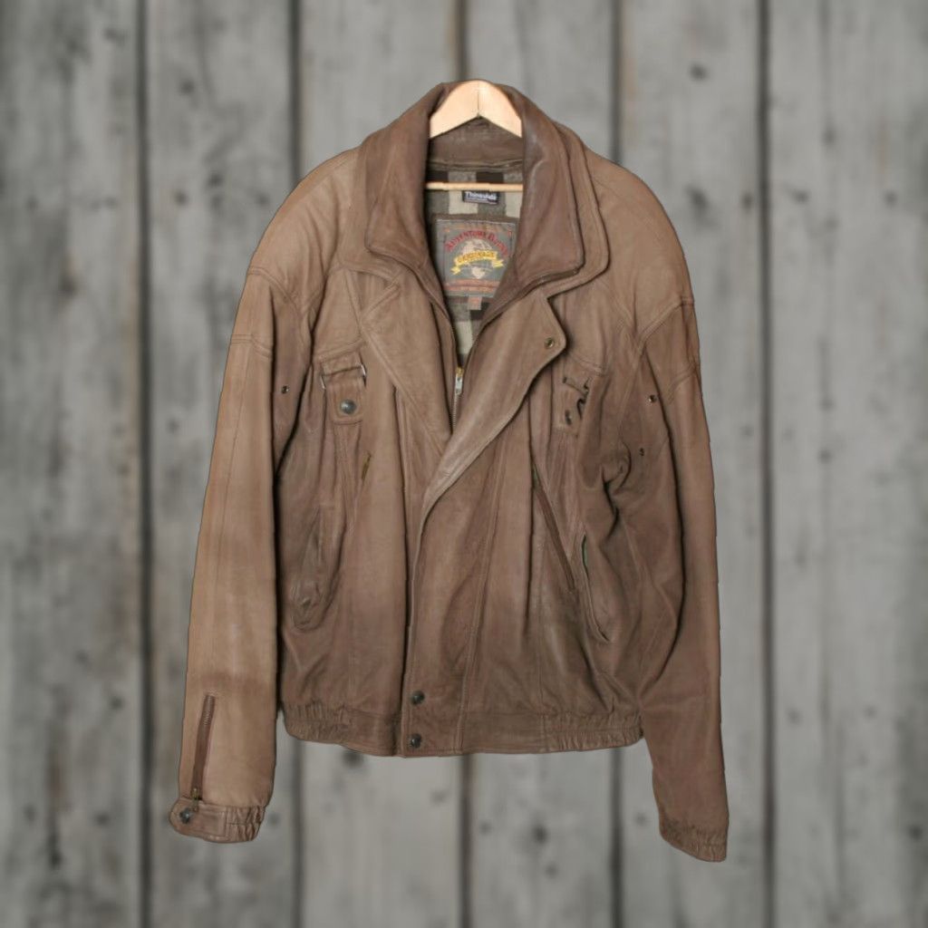 Vintage VINTAGE Adventure Bound Brown Leather Bomber Jacket Mens XLT 90s Size US XL / EU 56 / 4 - 1 Thumbnail