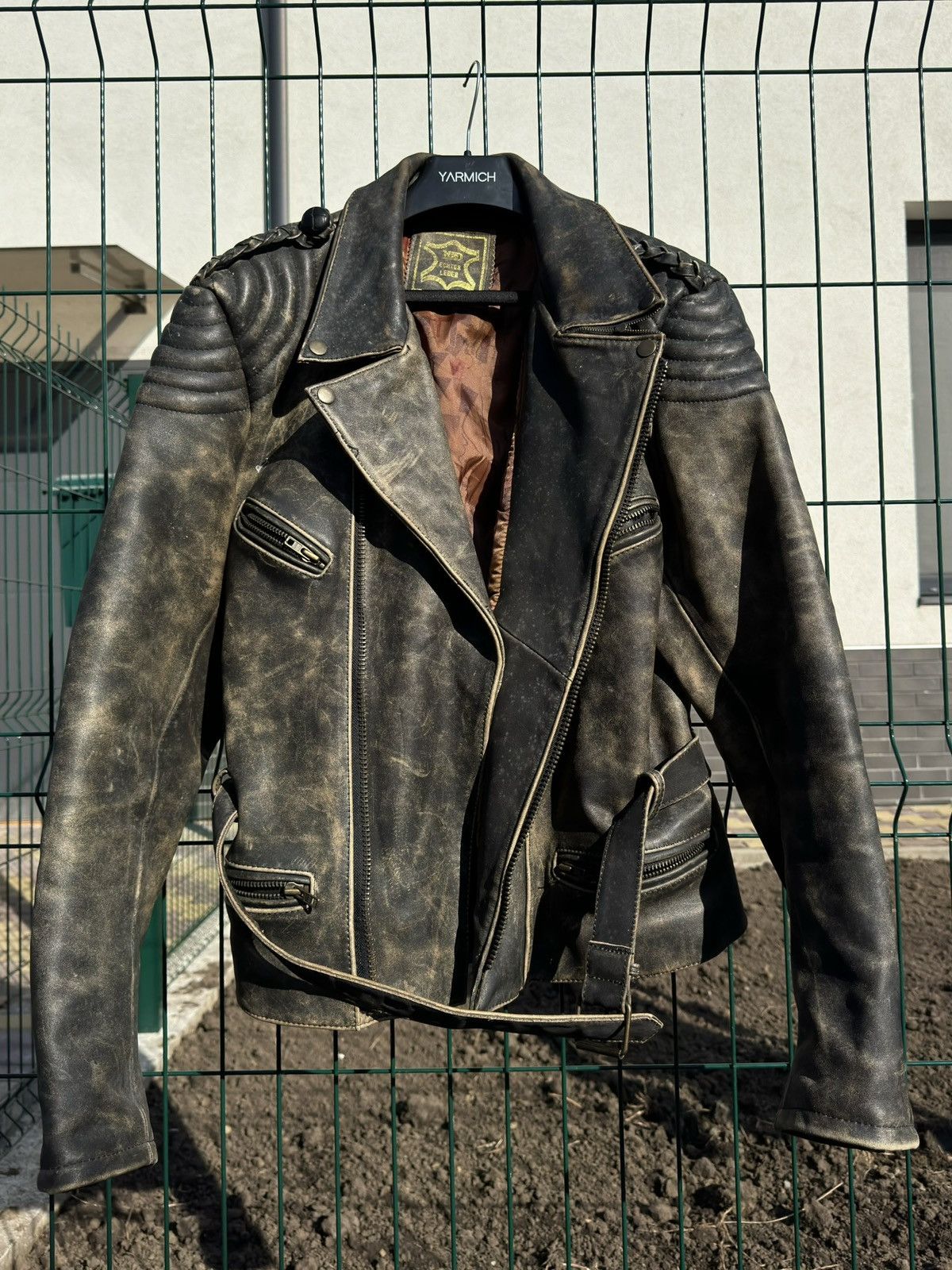 Vintage Vintage 80s Sun Faded Leather Biker Jacket Size US L / EU 52-54 / 3 - 1 Thumbnail