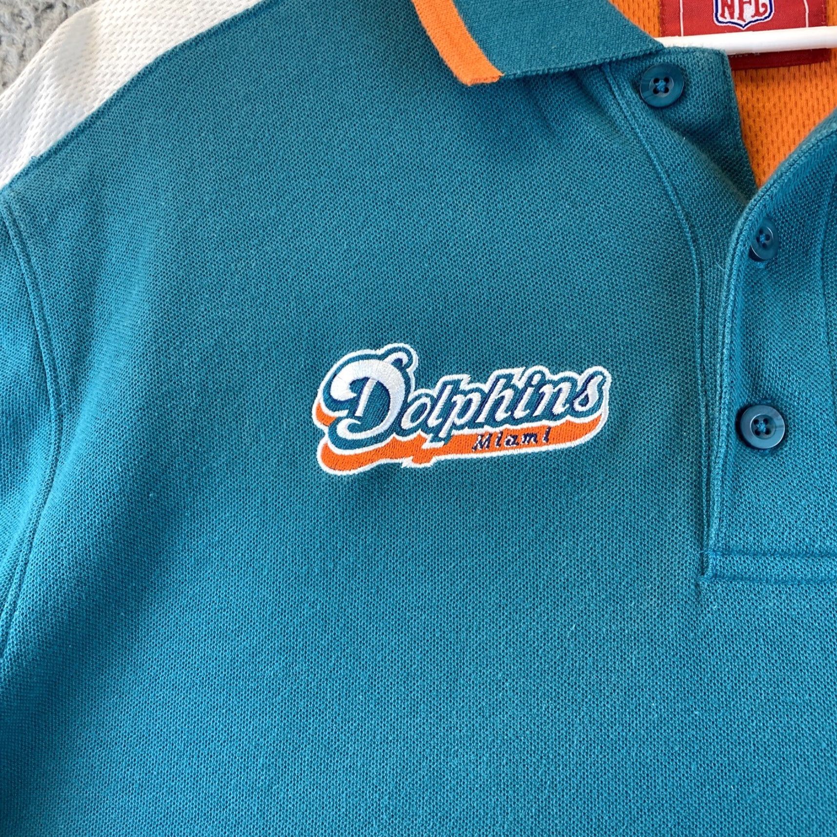 NFL VINTAGE NFL Miami Dolphins Polo Shirt Men Size L Green Embroidered Cotton 90s Sports Casual Size US L / EU 52-54 / 3 - 3 Thumbnail