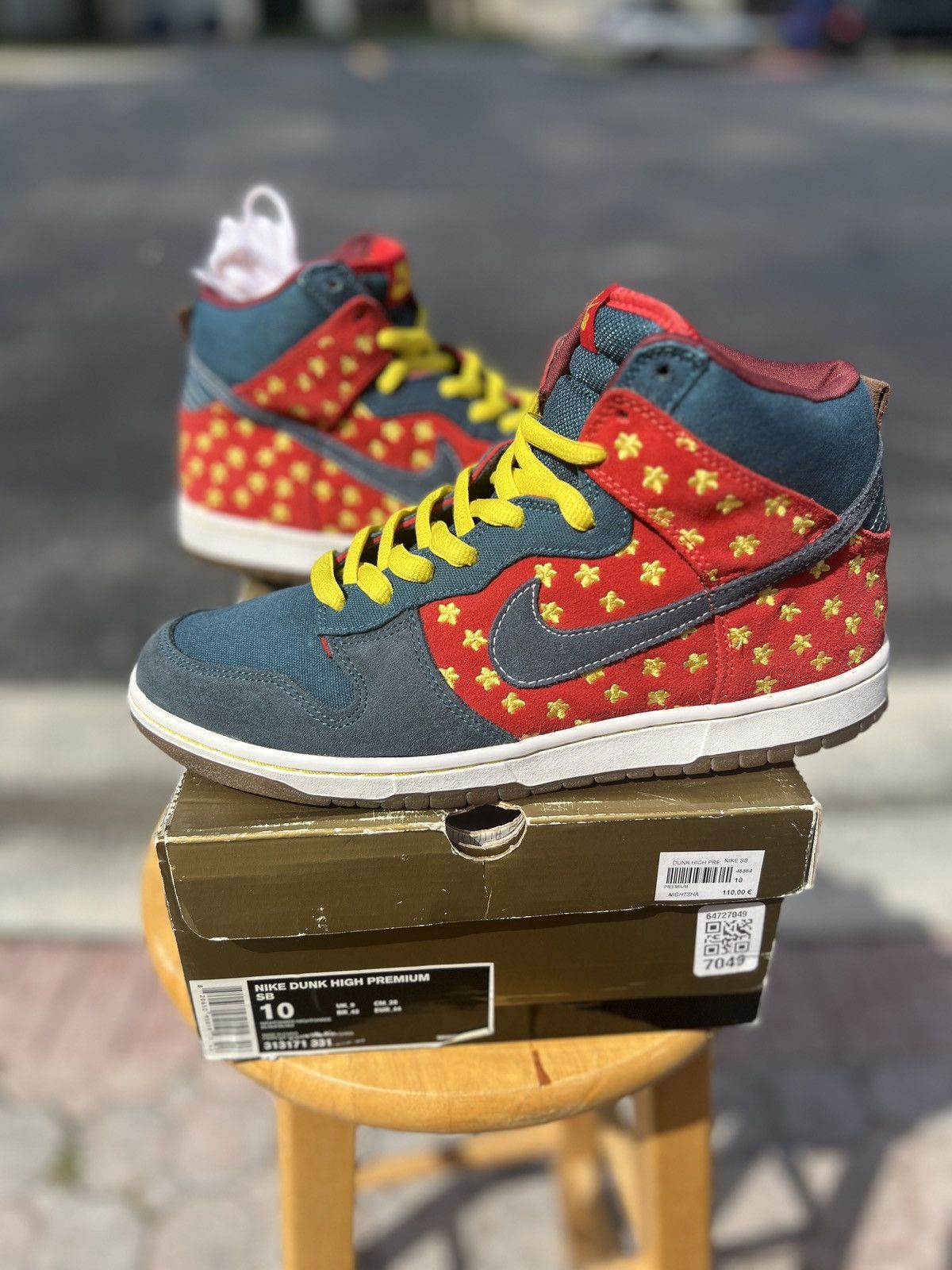 image of Nike Sb Dunk High Quagmire Size 10 - Used Shoes in Midnight Navy, Men's