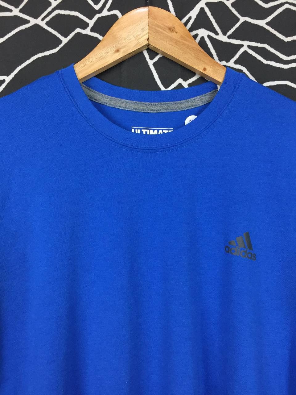 Adidas × Vintage Adidas Climalite Small Logo Ultimate Tee Size US M / EU 48-50 / 2 - 3 Thumbnail