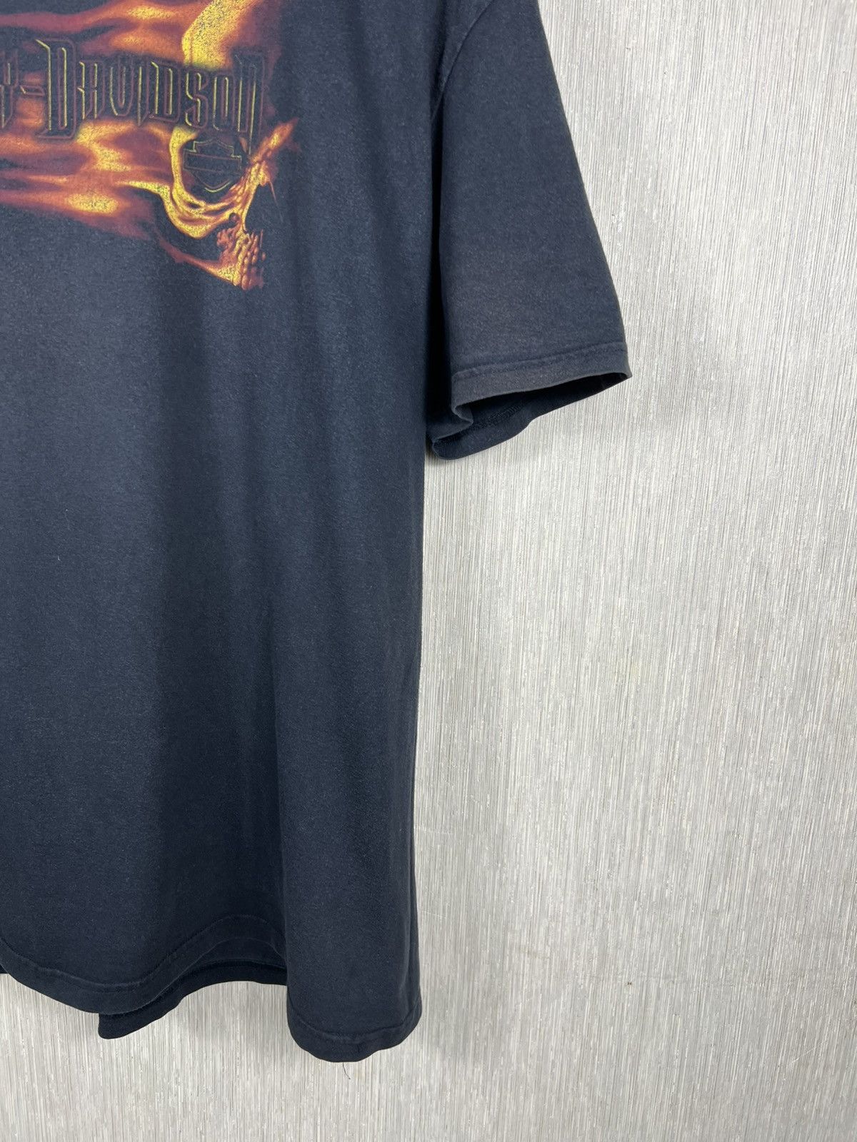 Harley Davidson Vintage Harley-Davidson y2k 2007 skull flames fire tee print Size US XL / EU 56 / 4 - 4 Thumbnail