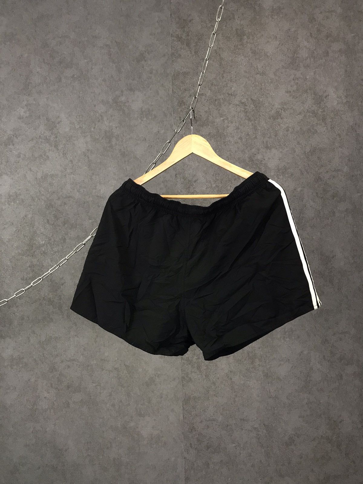 Adidas Adidas sportwear shorts Size US 34 / EU 50 - 5 Thumbnail