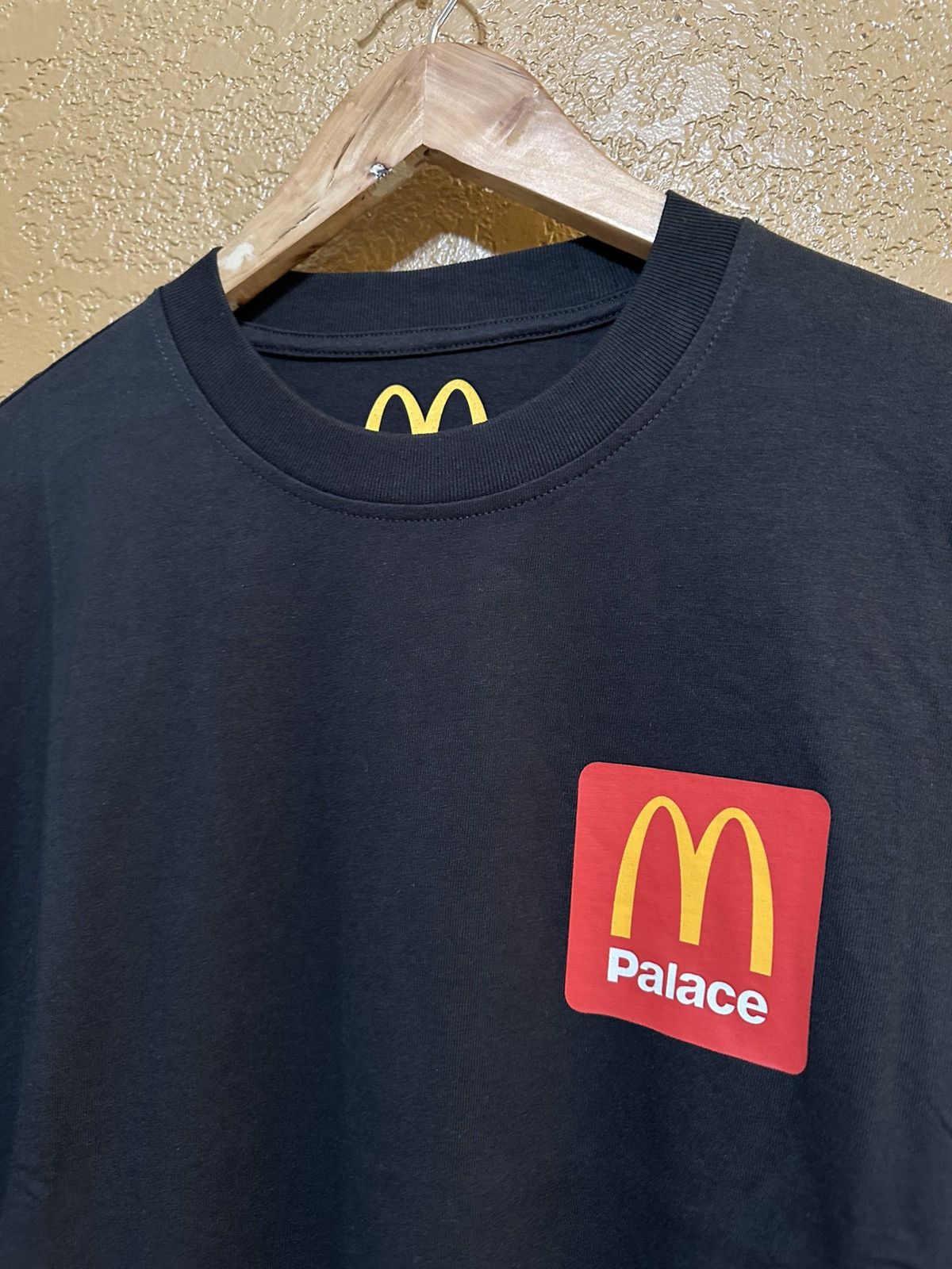 Palace Limited Edition Palace x McDonald’s Description T Shirt Size US S / EU 44-46 / 1 - 1 Thumbnail