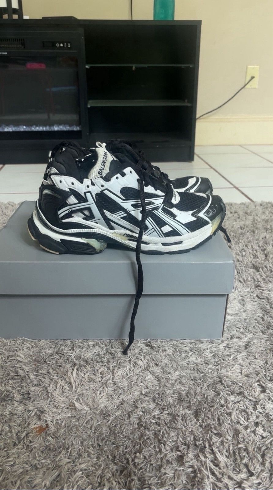 Balenciaga Balenciaga Runners Size US 7.5 / EU 40-41 - 2 Thumbnail