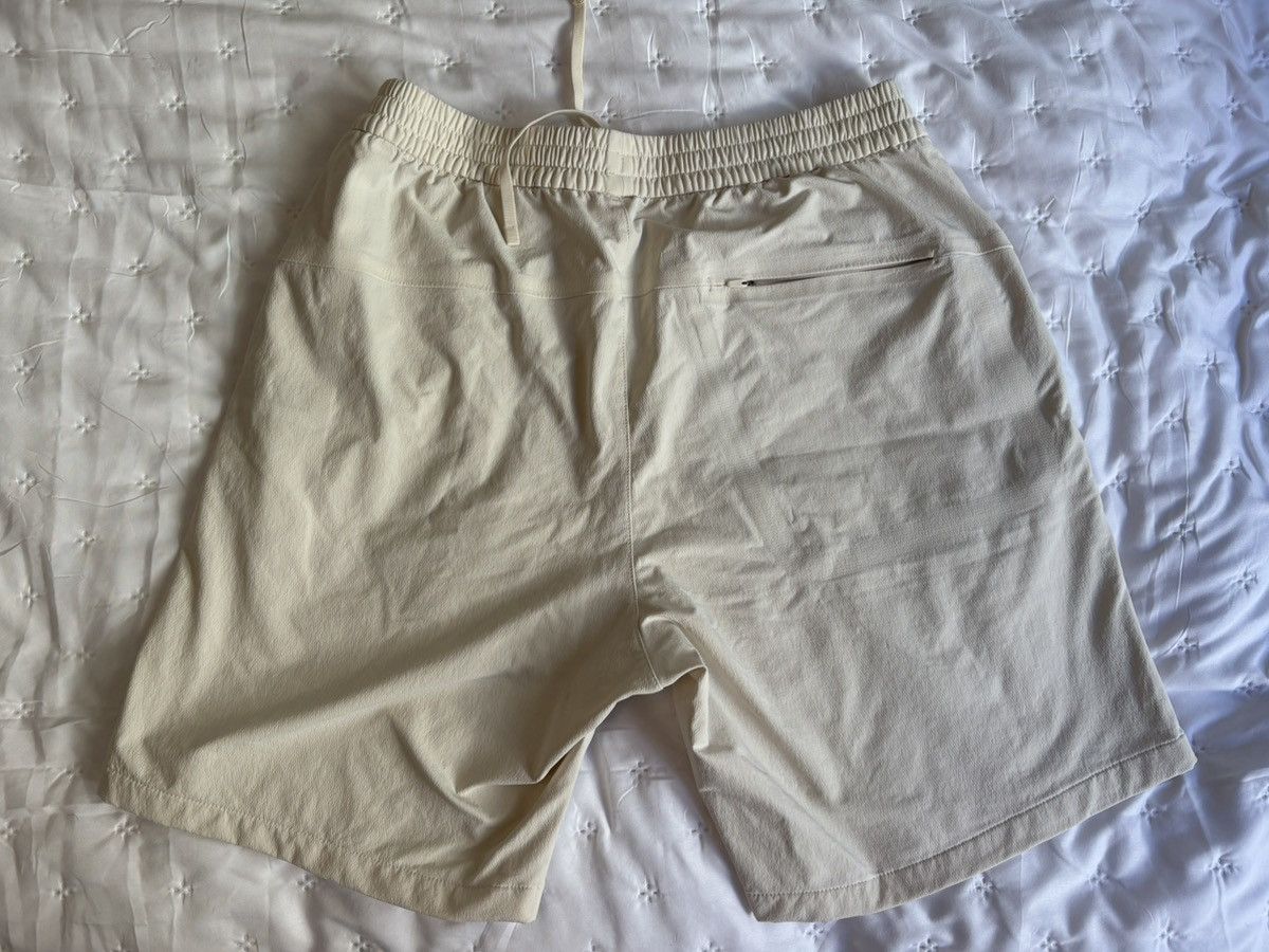 Outdoor Voices Outdoor Voices RecTrek 7” short (size small ~30W Size US 30 / EU 46 - 4 Thumbnail