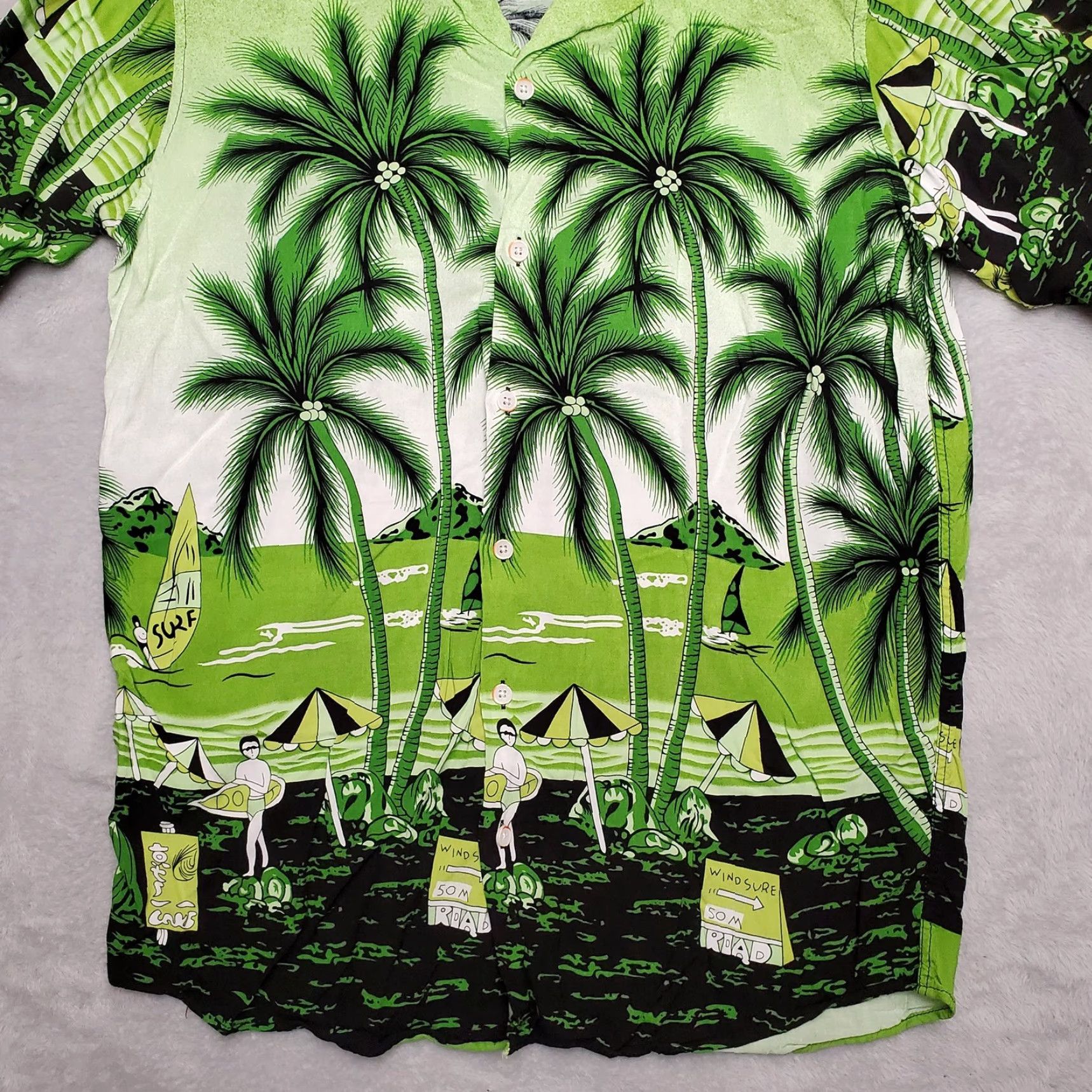 Vintage Hawaiian Shirt Mens S Green Palm Floral Short Sleeve Wind Surfing Button-Up Vintage Modern Size US S / EU 44-46 / 1 - 3 Thumbnail