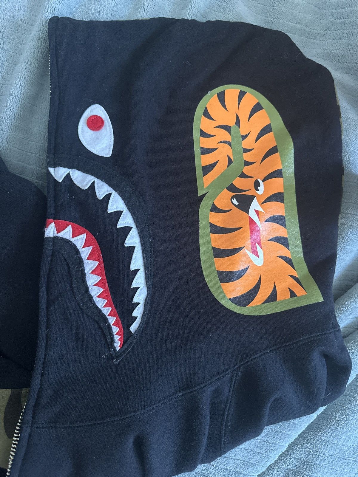 Bape 1st Camo Shark Full Zip Hoodie Size US XL / EU 56 / 4 - 7 Thumbnail