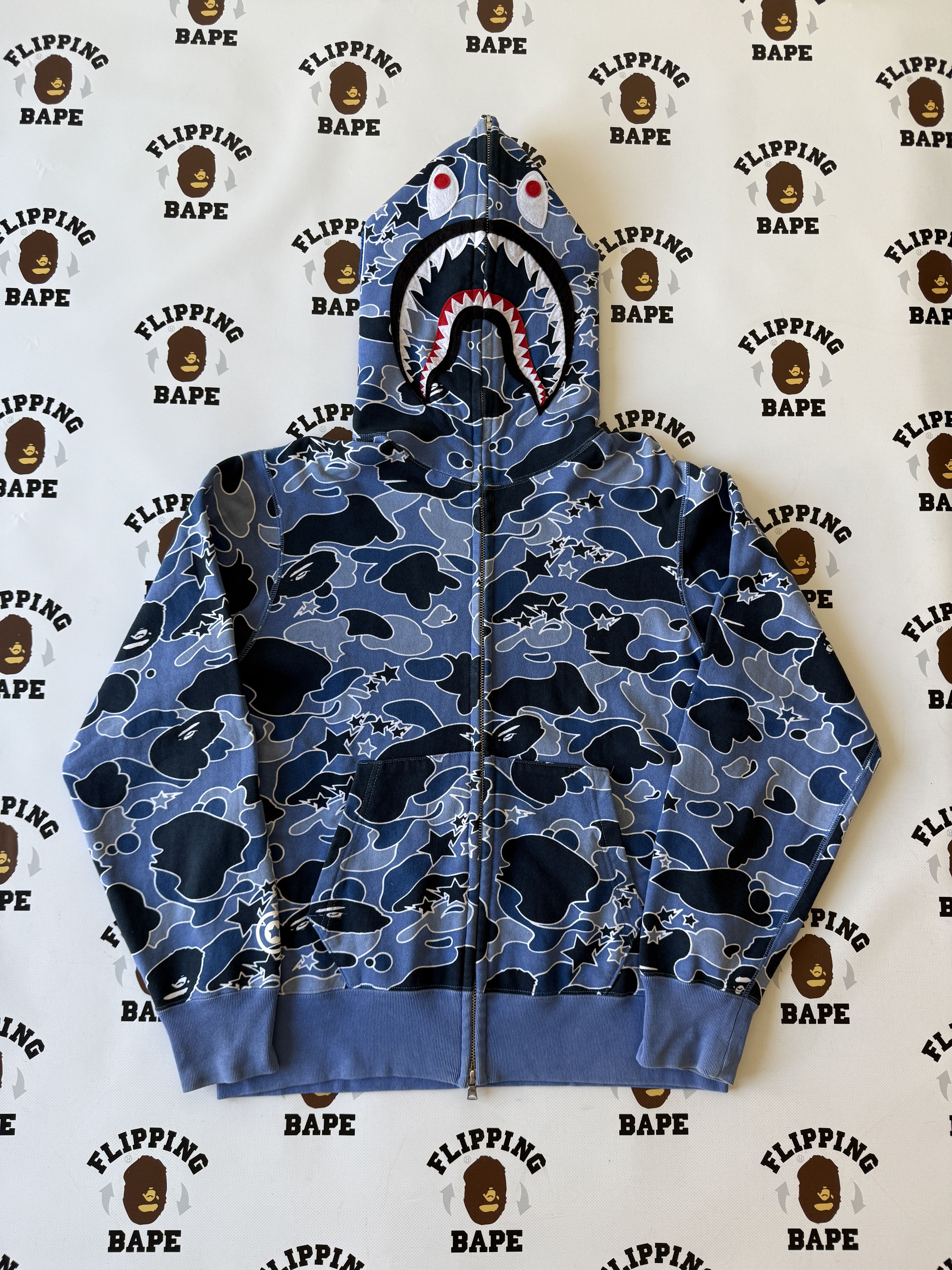 BAPE STA CAMO SHARK FULL ZIP HOODIE (2017)