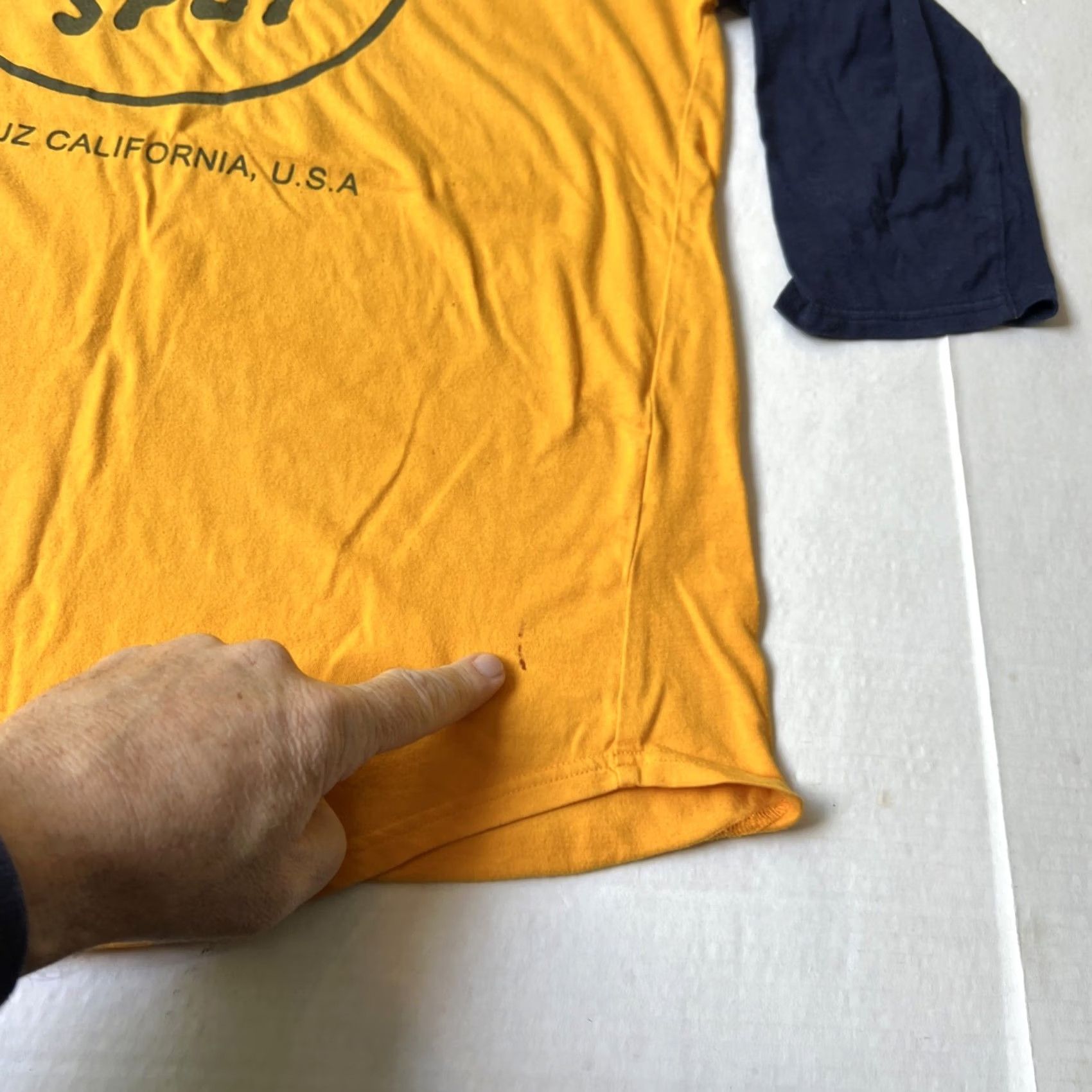 Vintage VINTAGE Santa Cruz California Logo Raglan SHIRT Yellow Medium Mens Limited Edition Size US M / EU 48-50 / 2 - 6 Thumbnail