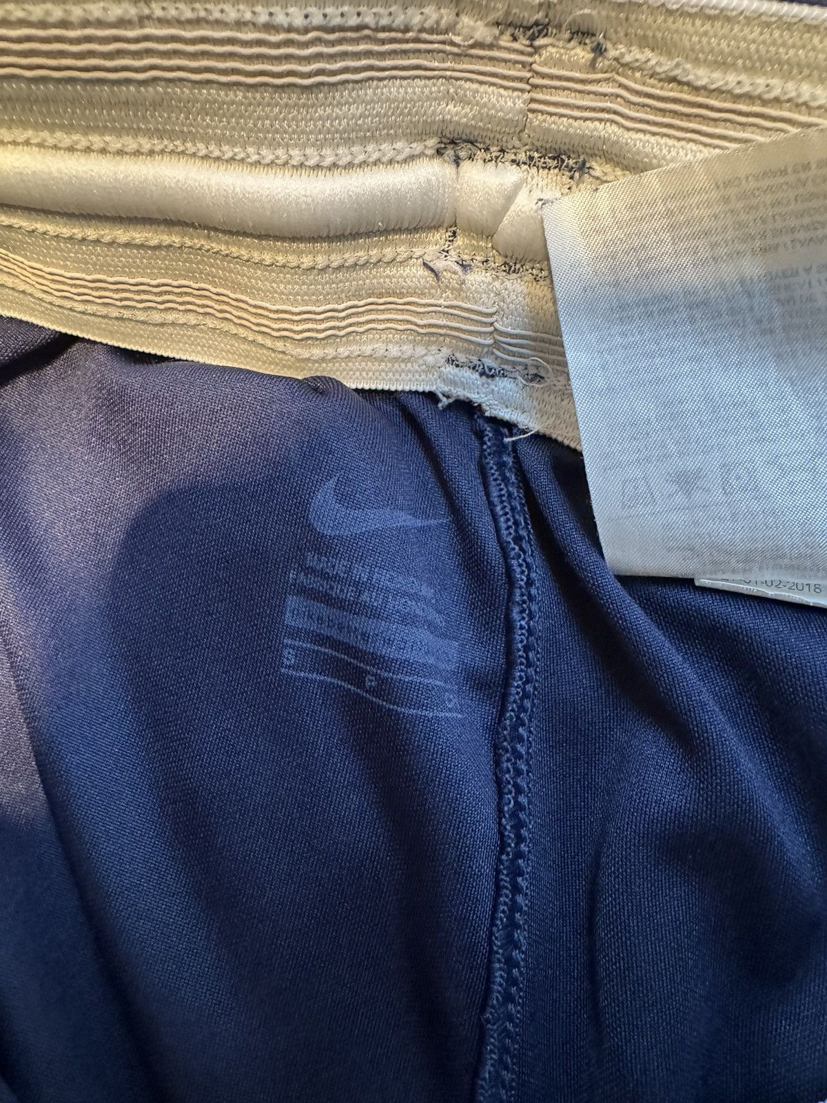 Nike Nike Basketball Shorts Mens Small Blue Athletic Sports Rose Size US 33 - 5 Thumbnail