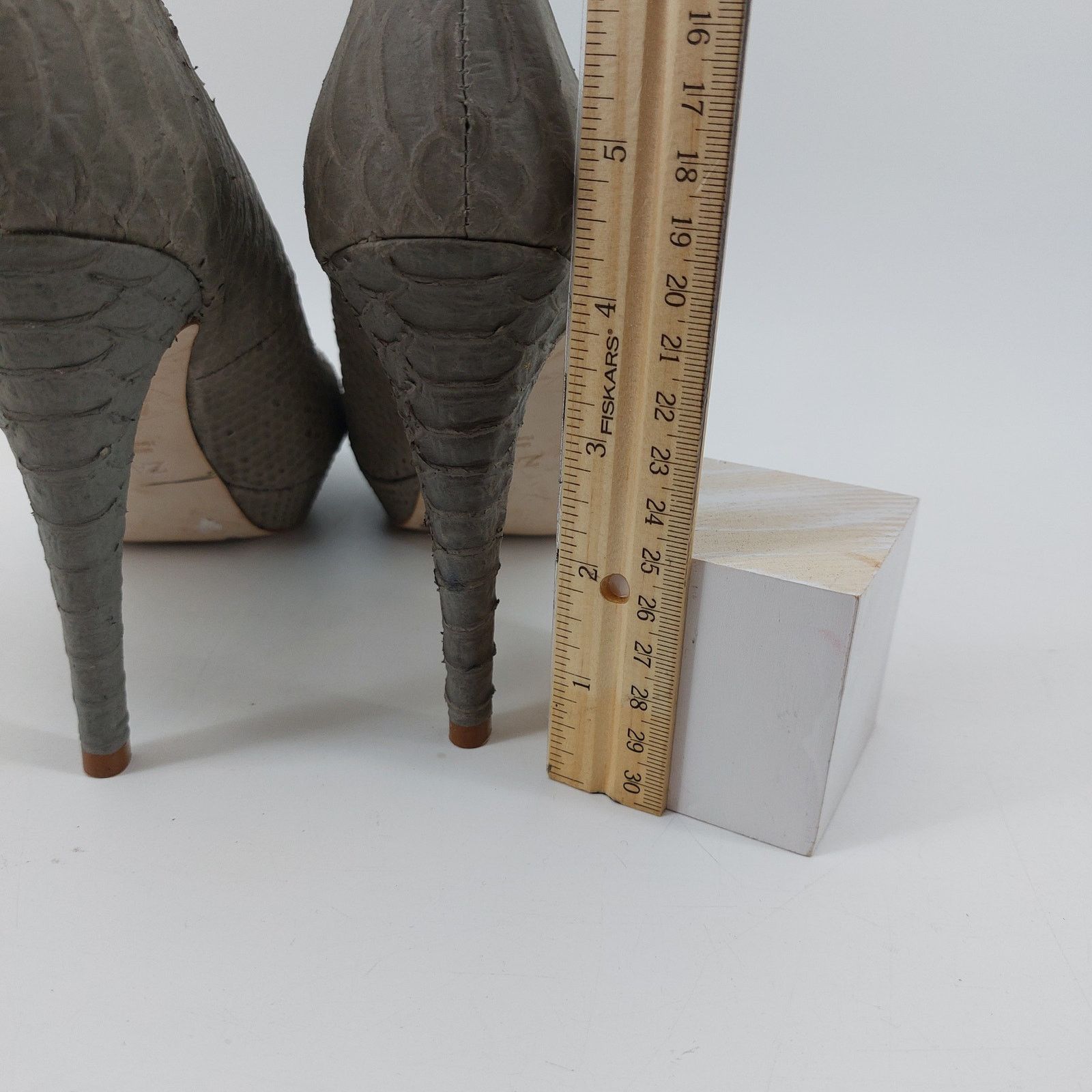 Zara Zara Snake Embossed Animal print Pumps Heels 8- 8.5 / 39 Size US 8 / IT 38 - 12 Thumbnail